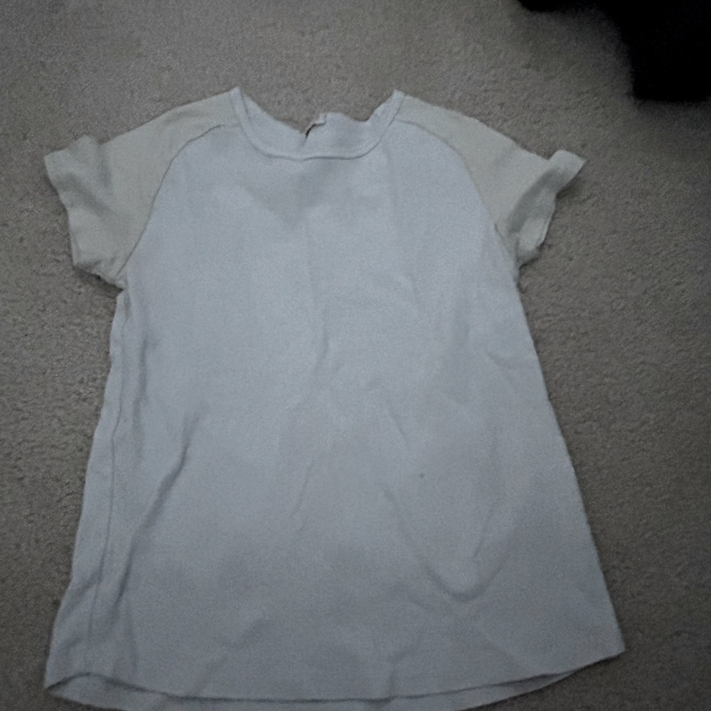 White crop/tee shirt
